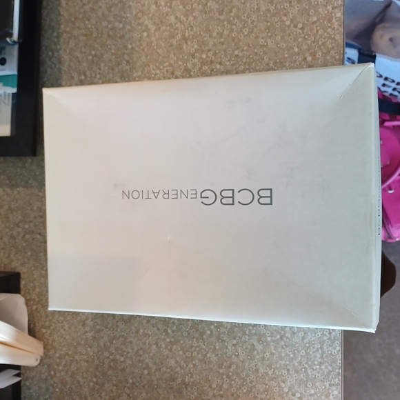 BCBGeneration "Michah" Suede Ruffle/Corset Pump Style Heel NEW- Sz. 8 - Picture 5 of 14